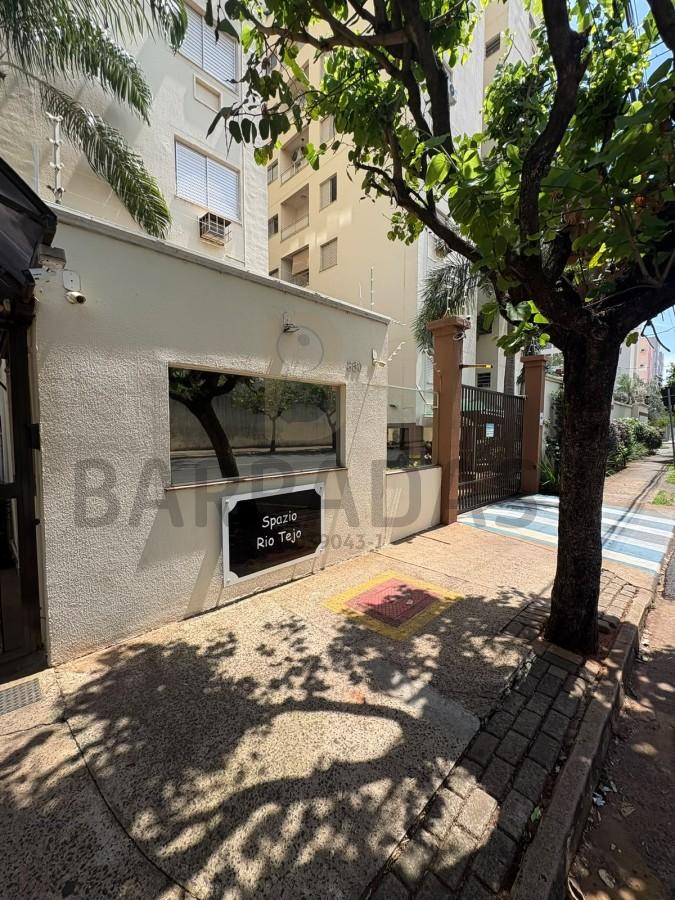 Apartamento para Locação, bairro Higienópolis, 3 dormitórios, sendo 1 suíte, 1 banheiro, 1 vaga de garagem